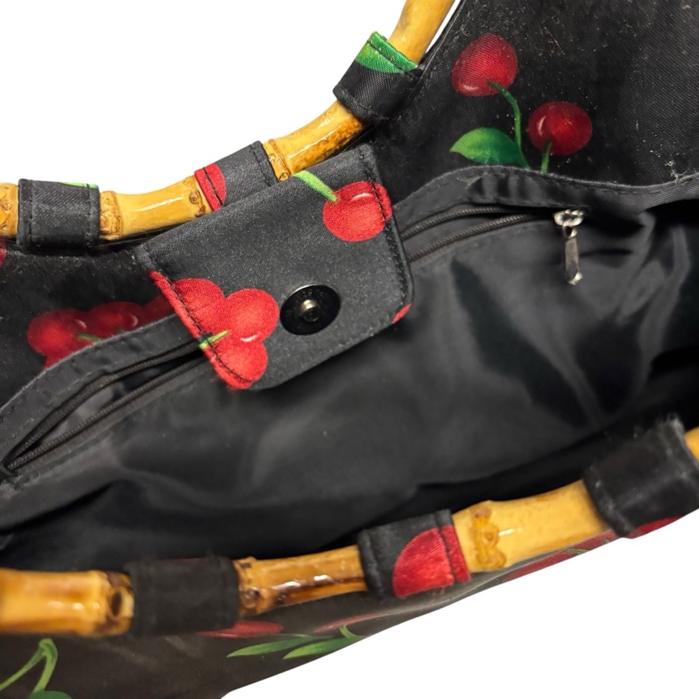 Y2K Cherry Shoulder Bag - Picture 4 of 7